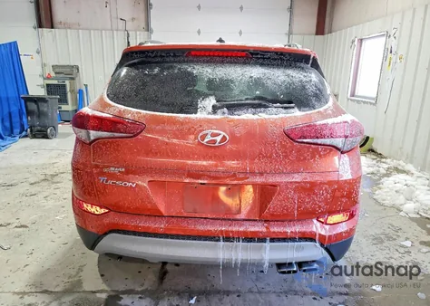 2017 Hyundai Tucson Limited z USA, uszkodzony, nr VIN KM8J33A21HU560803